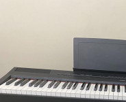 پیانو Yamaha P-115 سفید دست دوم