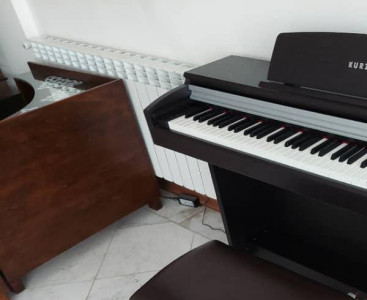 پیانو دیجیتال کورزویل Kurzweil M210 دست دو