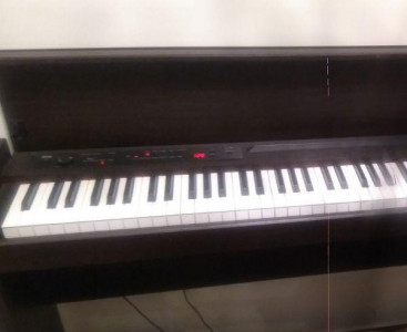 پیانو مدل کرگ LP380 دست دو