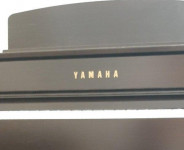 پیانو یاماها Yamaha clp 635 مشابه آکبند واقعی دست دوم